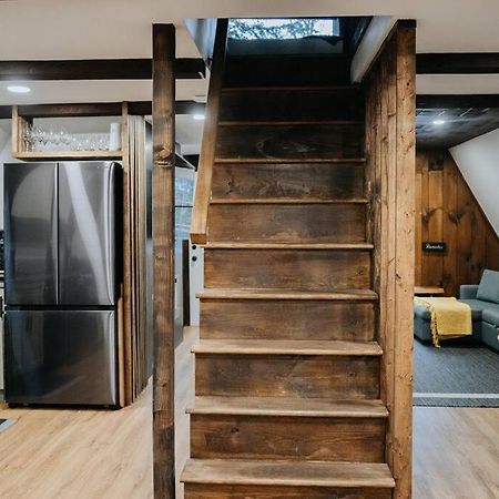 Villa New! Cozy & Modern A-Frame In The Woods W/Hot Tub Tamworth Esterno foto