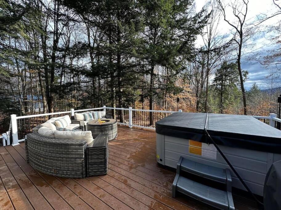 Villa New! Cozy & Modern A-Frame In The Woods W/Hot Tub Tamworth Esterno foto